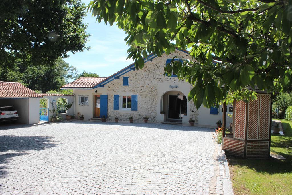 Chambre d'Hôtes au Sargaillon Pouillon Exterior foto